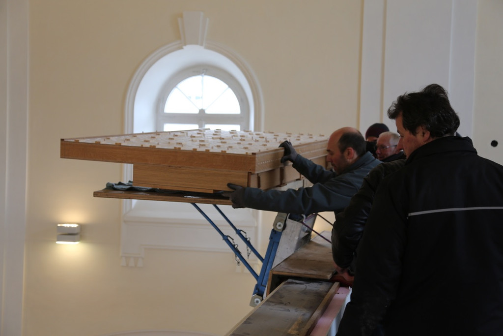 KOE-Kirche Gisingen Start Orgelaufbau 15.jpg