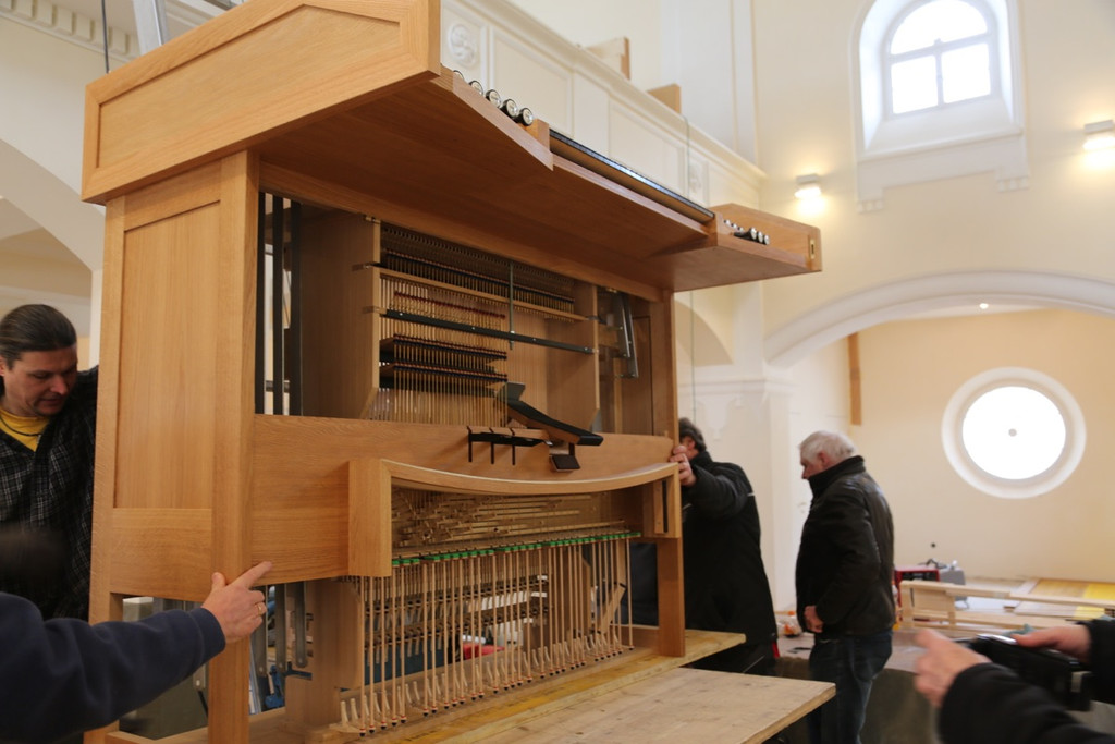 KOE-Kirche Gisingen Start Orgelaufbau 21.jpg
