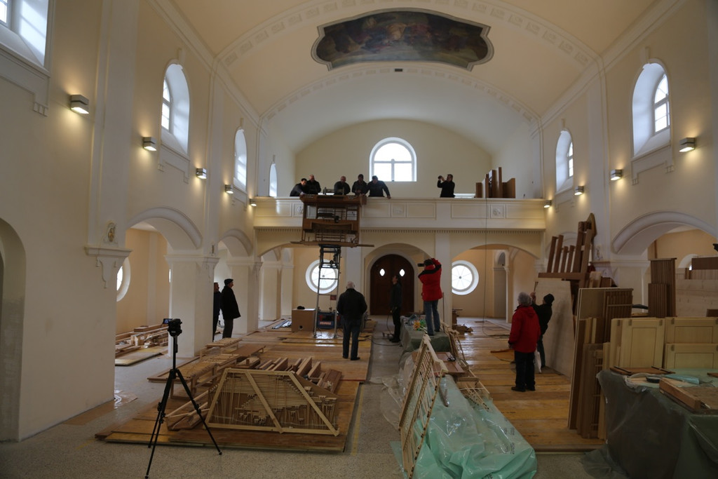 KOE-Kirche Gisingen Start Orgelaufbau 26.jpg