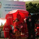 2010-04-0091-Thailand-BKK-Demo-_C_-N__gele-Herbert.jpg