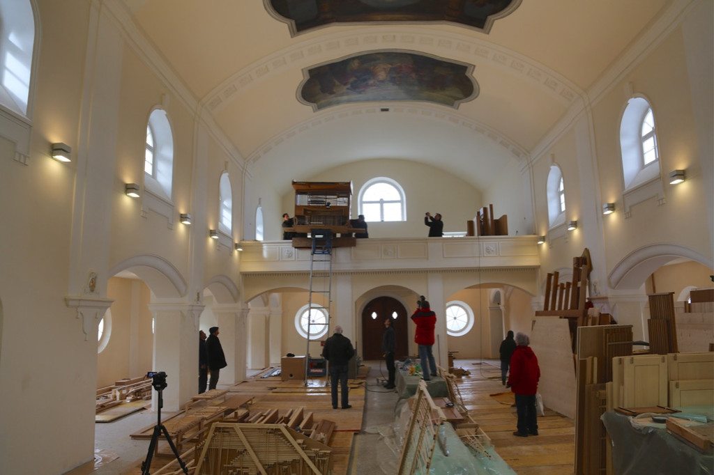 KOE-Kirche Gisingen Start Orgelaufbau 0.jpg