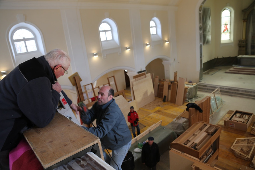 KOE-Kirche Gisingen Start Orgelaufbau 4.jpg