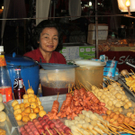 2010-04-0453-Thailand-BKK-Demo-_C_-N__gele-Herbert.JPG