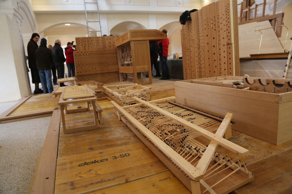 KOE-Kirche Gisingen Start Orgelaufbau 9.jpg