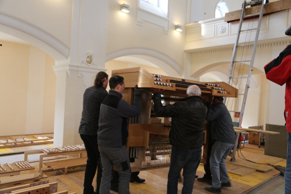 KOE-Kirche Gisingen Start Orgelaufbau 19.jpg