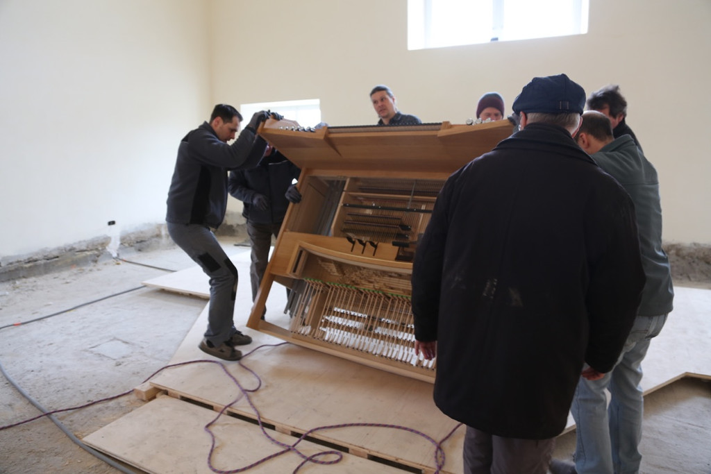 KOE-Kirche Gisingen Start Orgelaufbau 30.jpg