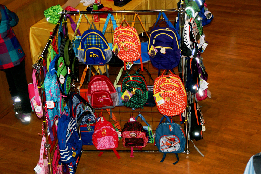 Bunte Auswahl f__r die ABC-Sch__tzen.JPG