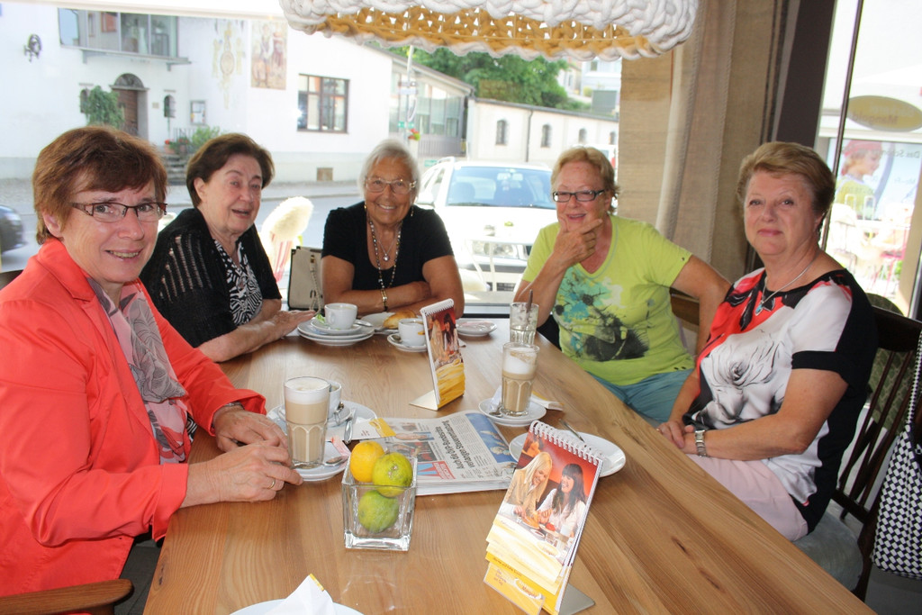 Frauen Fr__hst__ck mit BGM 27-06-2014 _26_.JPG