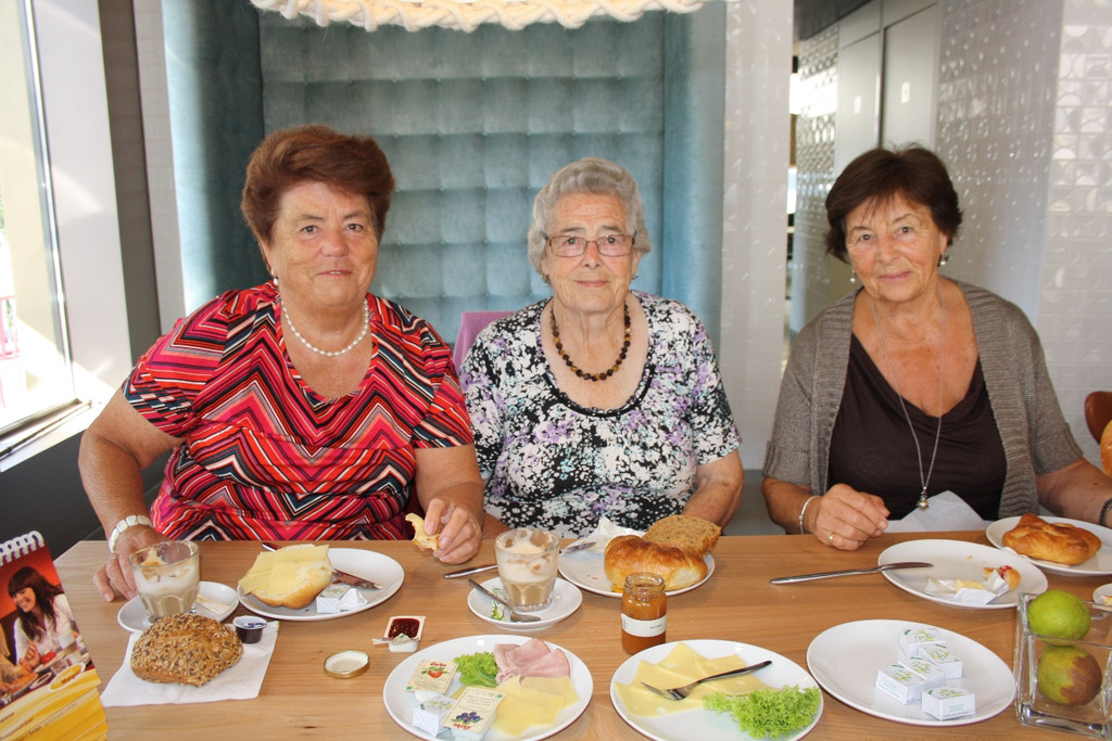 Frauen Fr__hst__ck mit BGM 27-06-2014 _2_.JPG