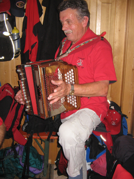 IMG_0044_jpg-1274030952