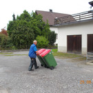Auslieferung Papiertonne mit Senioren _4_.JPG