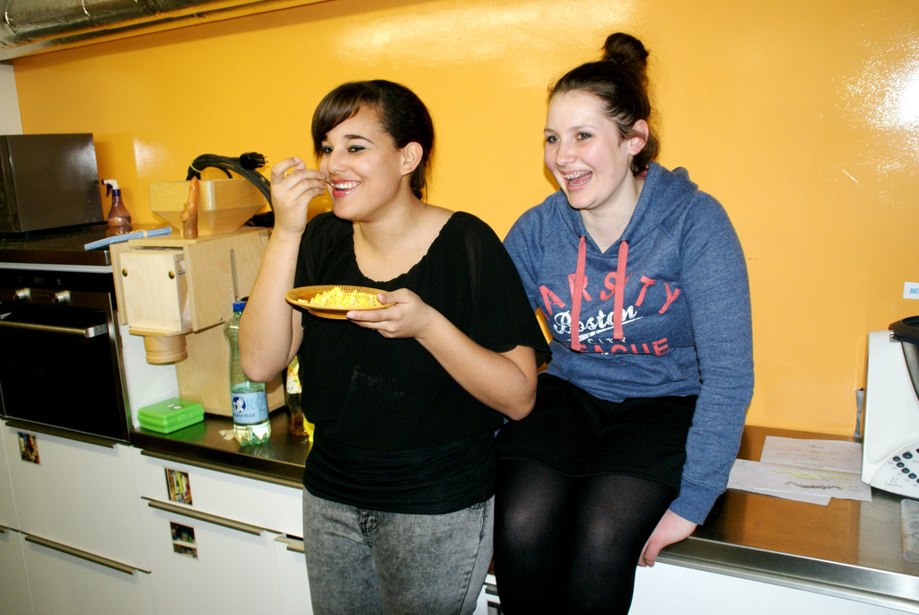 Das K__chenpersonal hatte Spa__.JPG