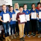 Das Abzeichen in Bronze wurde feierlich __berreicht.JPG