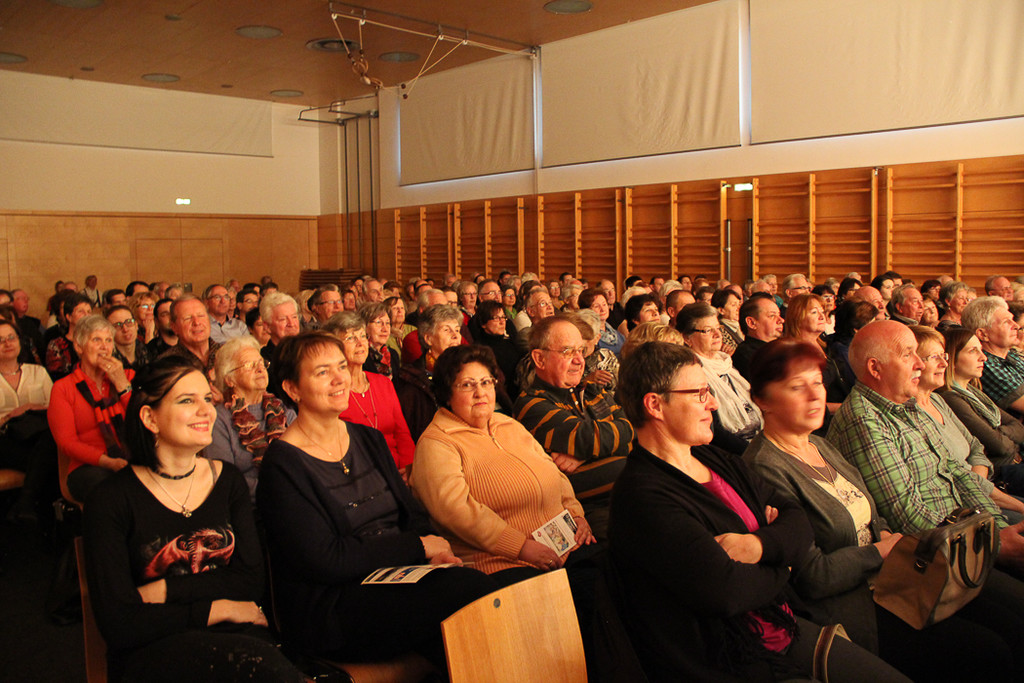 bea_Fraschtner_Bu__hne _7 von 88_.jpg