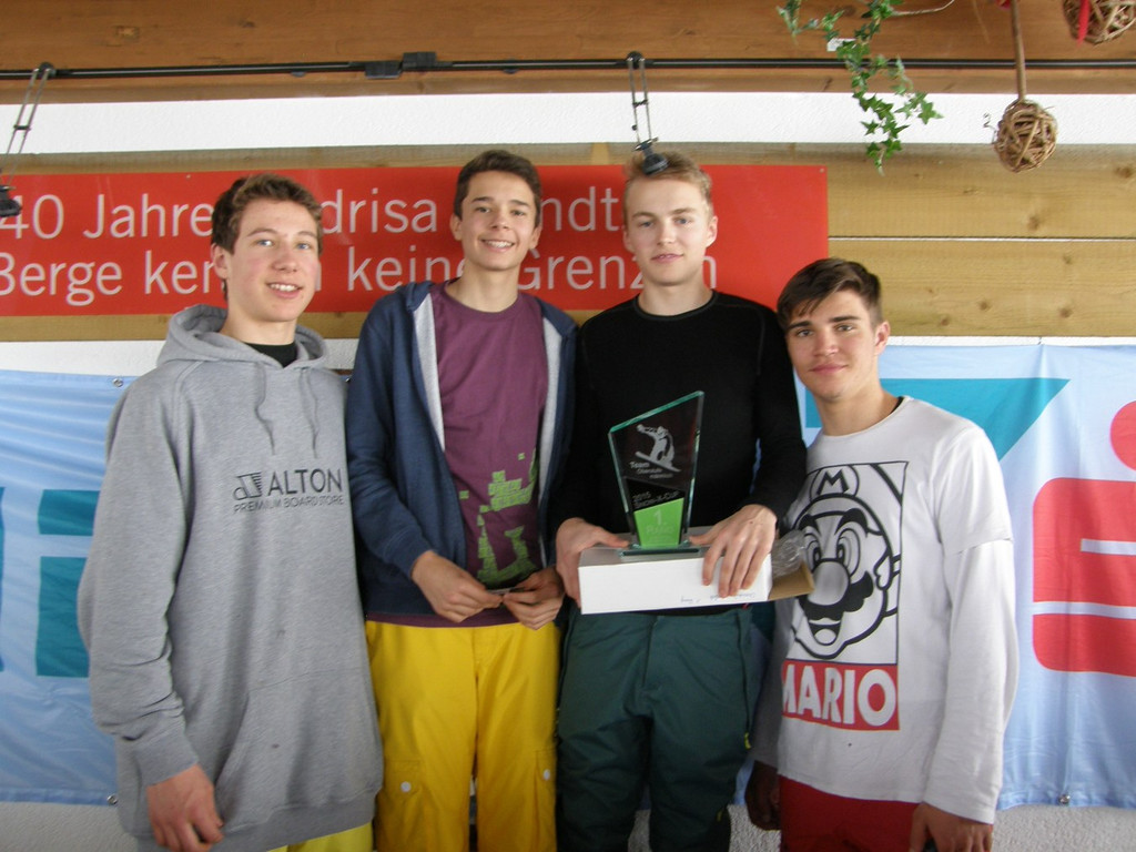 Snowb_-Oberstufe m__nnl_.JPG