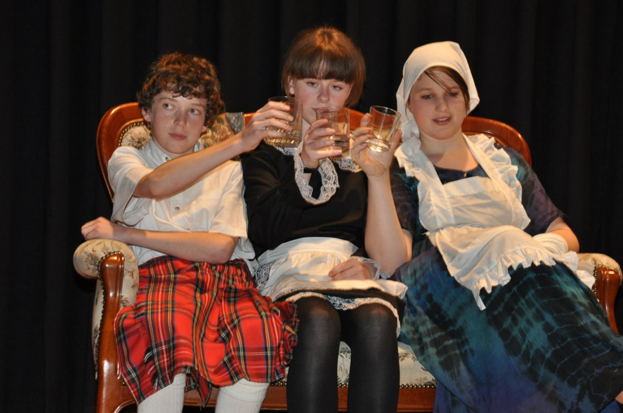 Theater049.jpg