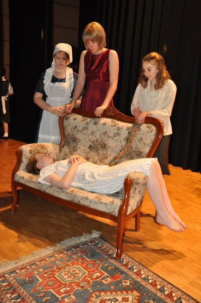 Theater068.jpg