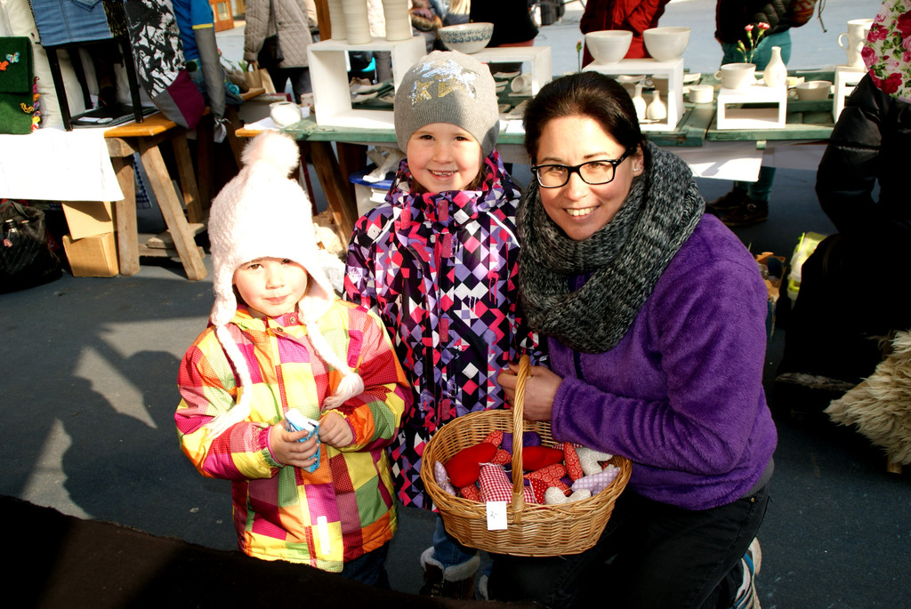 # Titelbild _088_ Sonja Weder aus Au _CH9 mit Emmy und Elin - Sch__nes aus der Neierei.JPG