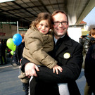 Daniel Steinhofer mit T__chterchen Johanna.JPG