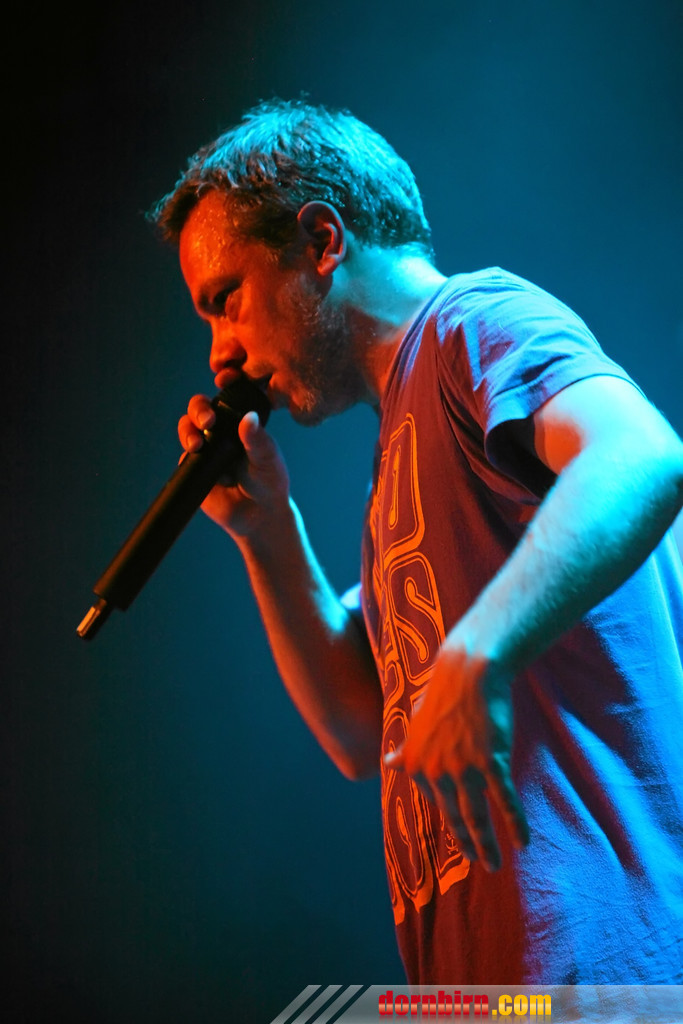 13996080.jpg
