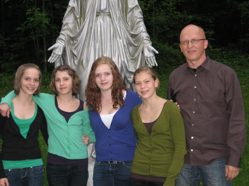 IMG_4187_JPG-1274122081