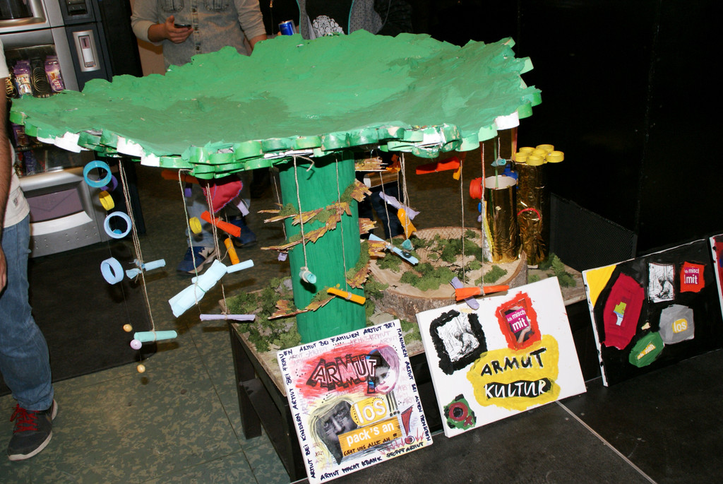 Der Wunschbaum brachte einen guten Preis.JPG