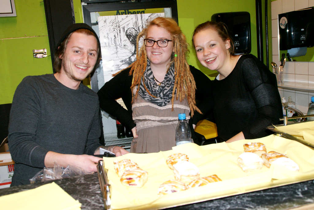 v_li_ Kenneth_ Pia_ Sofie.JPG