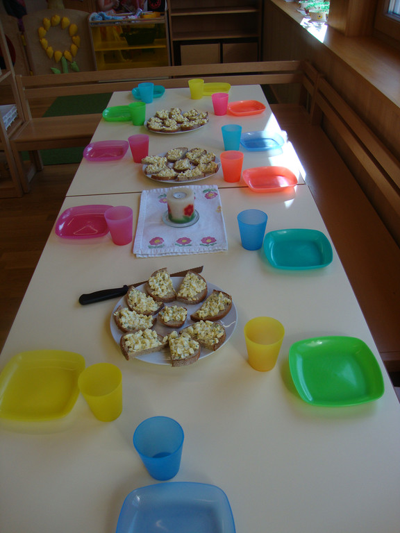 Osterzeit- Wir machen Eiaufstrich _22_.JPG