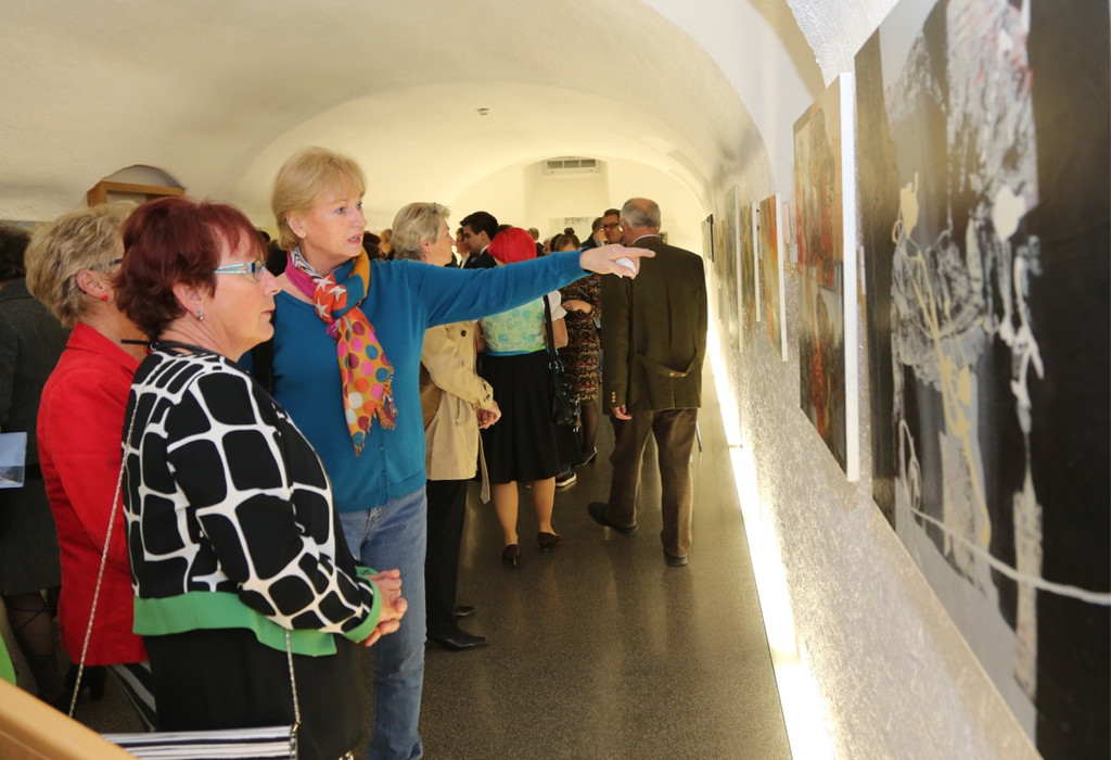 BK_Vernissage Himmel und Abgruende 23.jpg
