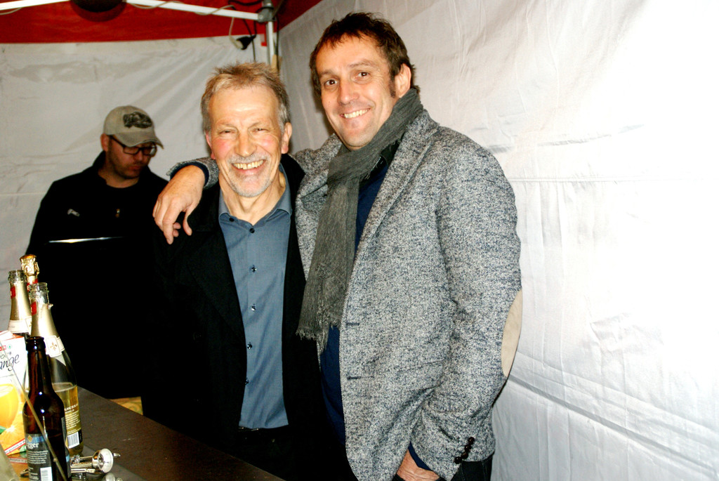 v_li_ Arthur und Dietmar sorgten f__r den Sektnachschub.JPG