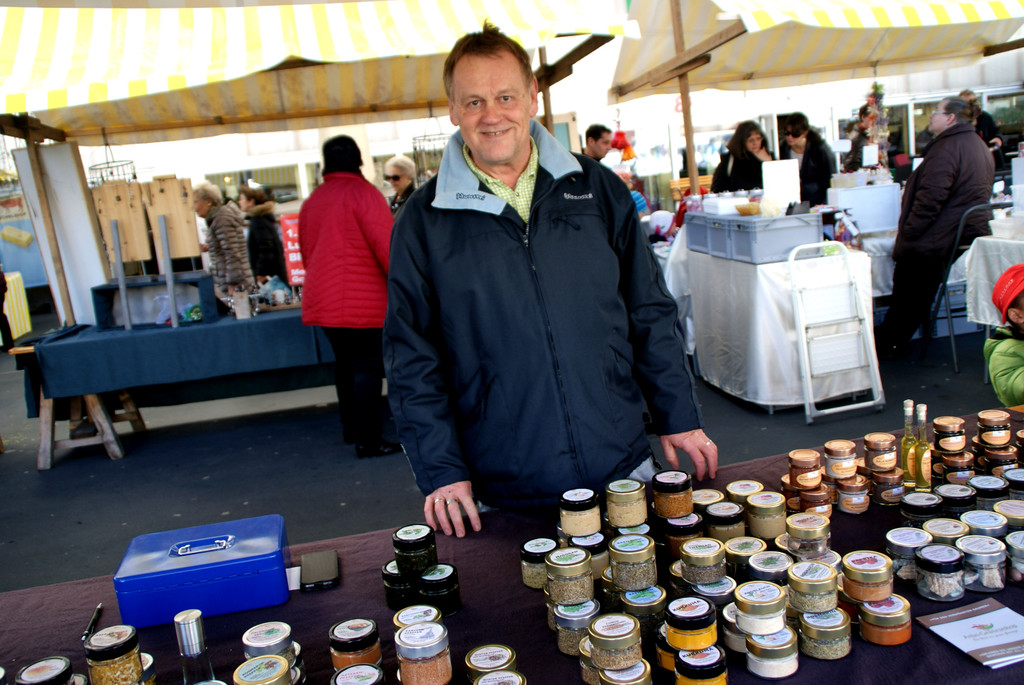 Armin an Anjas Gew__rzeshop.JPG