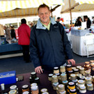 Armin an Anjas Gew__rzeshop.JPG