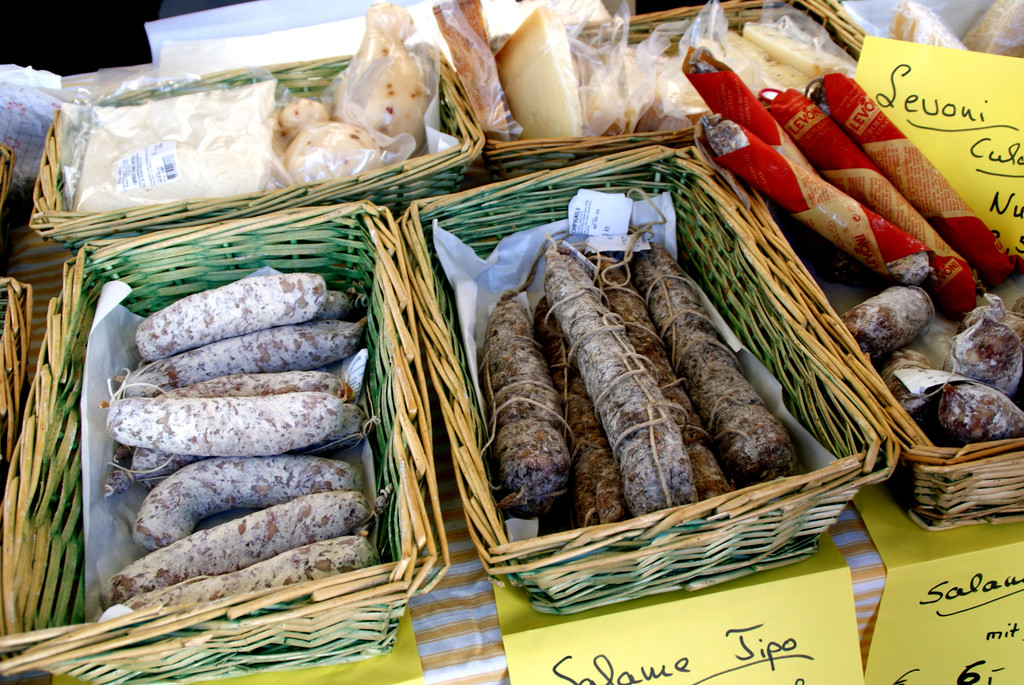 Knackige W__rste f__r Ostern.JPG