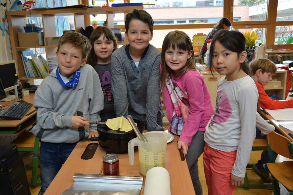 Pfannkuchen backen.JPG