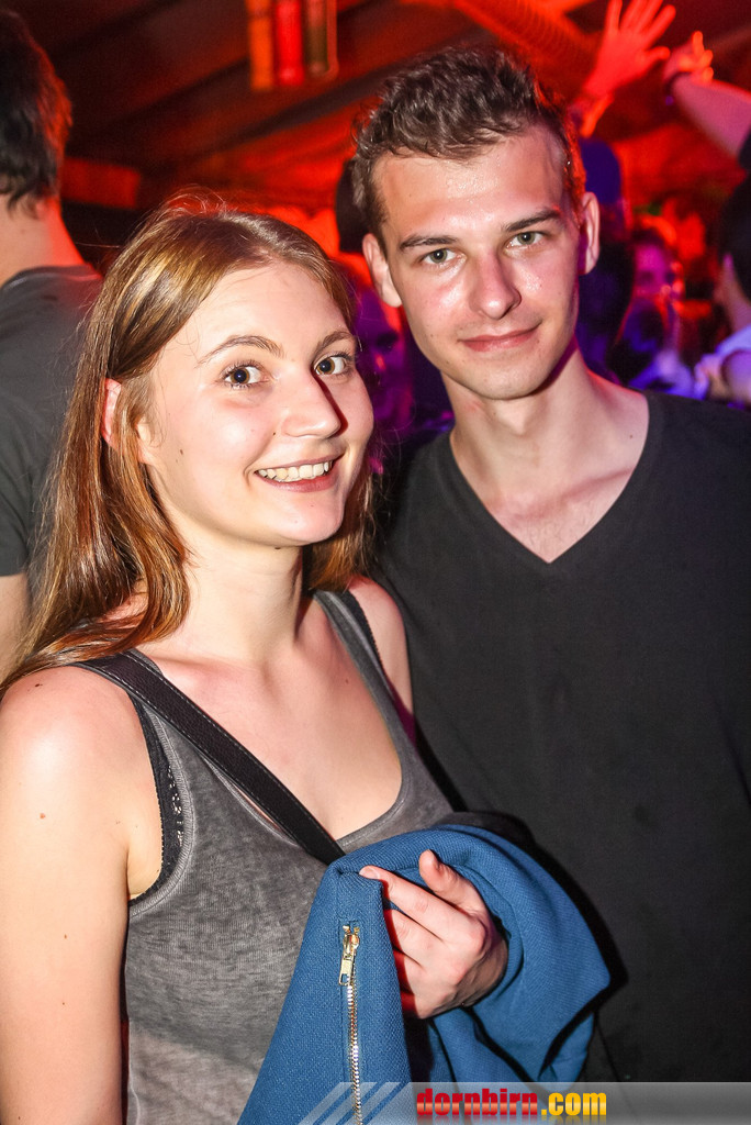 14007086.jpg