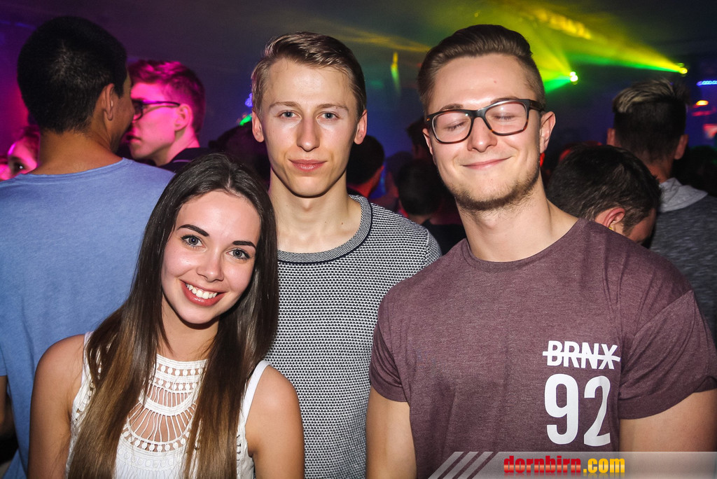 14007058.jpg