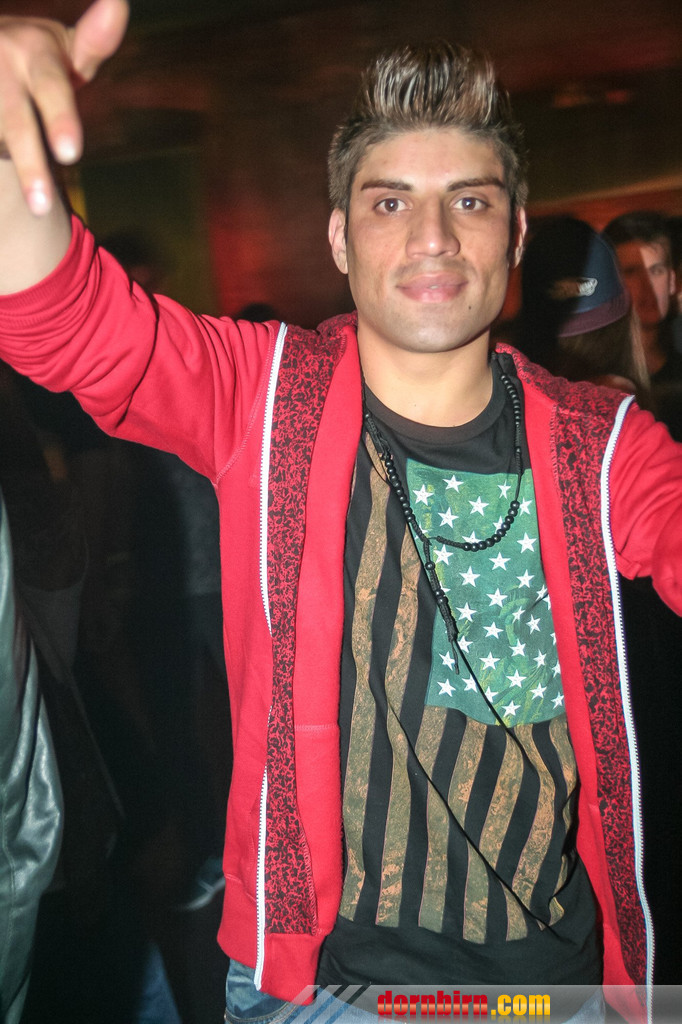 14006987.jpg
