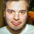 14008146.jpg
