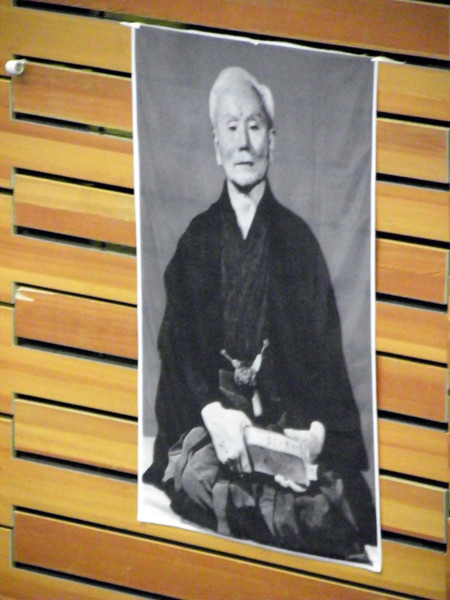 101_3662_jpg-1274224983