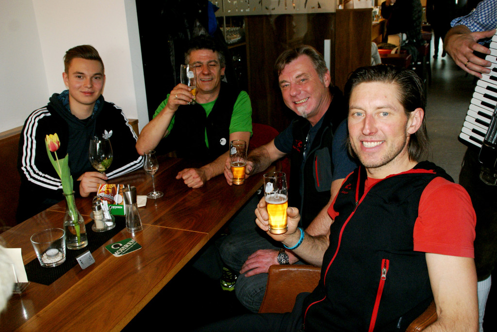 # Titelbild Ein Schluck Osterbock in der Zwickeria.JPG