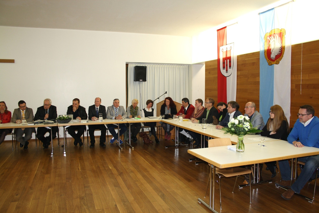 Gemeindevertretung KONSTITUIERUNG 07-04-2015 _16_.JPG