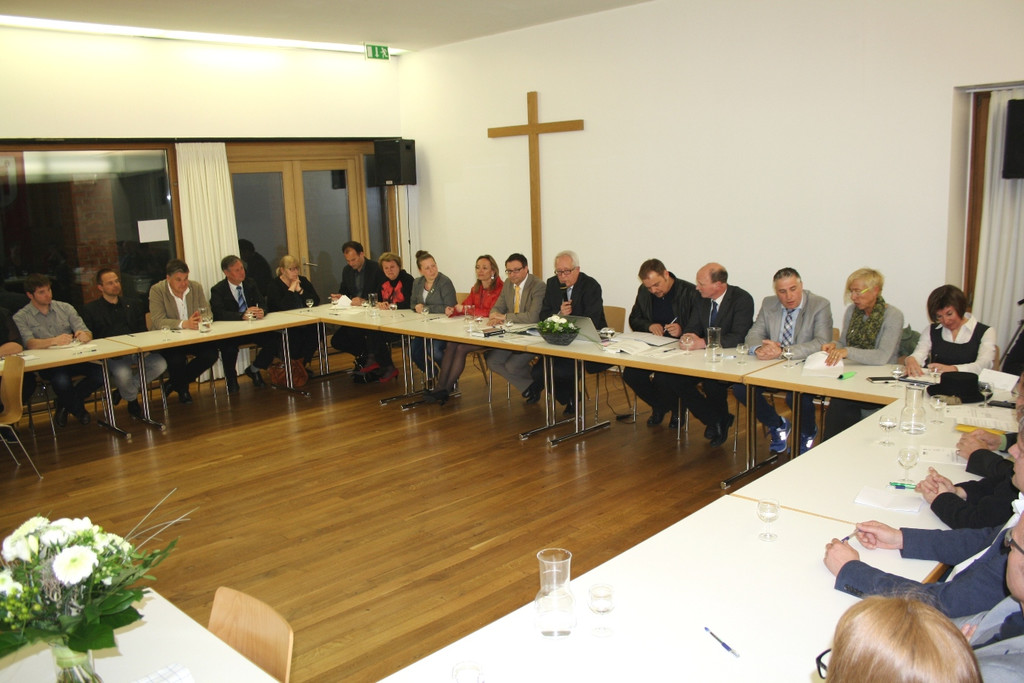 Gemeindevertretung KONSTITUIERUNG 07-04-2015 _28_.JPG