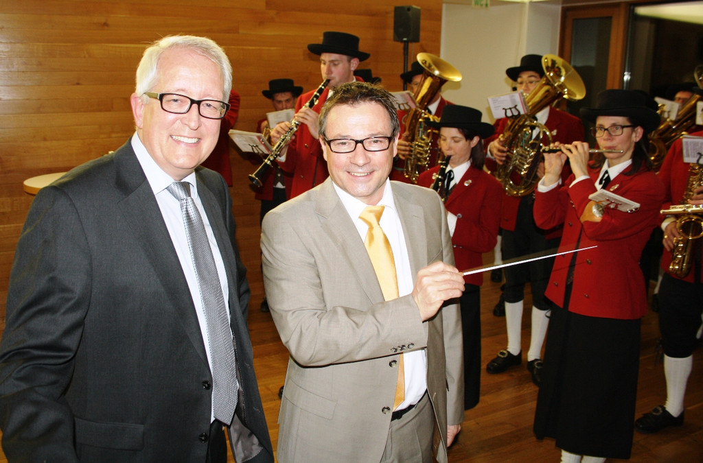 B__rgermeister Simma mit VIZE Schmid 07-04-2105 _1_.JPG