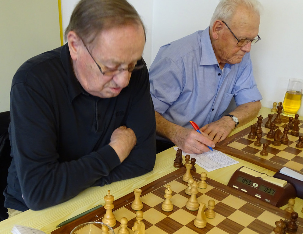 Schach17 Rigg.jpg