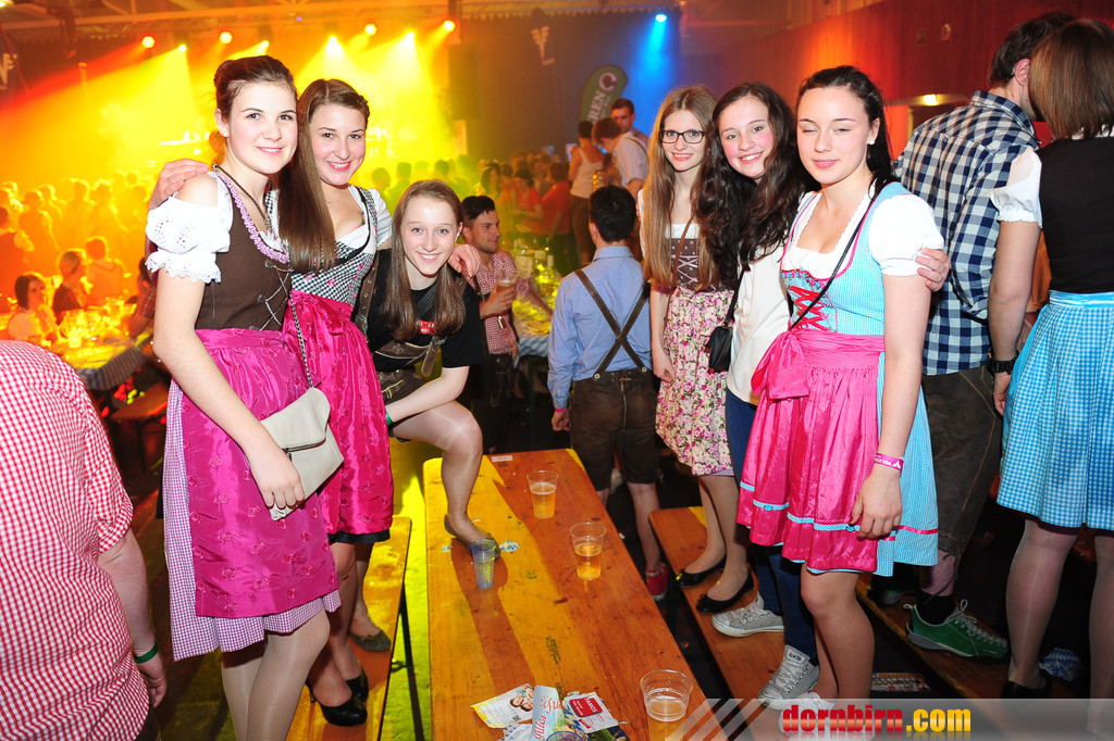 14013679.jpg