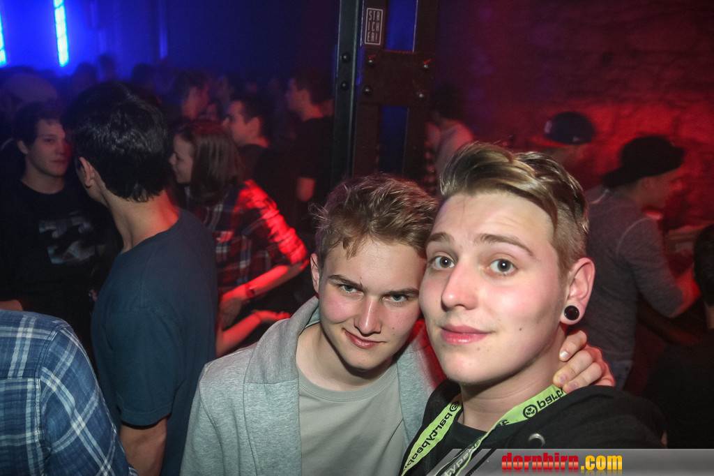 14014299.jpg