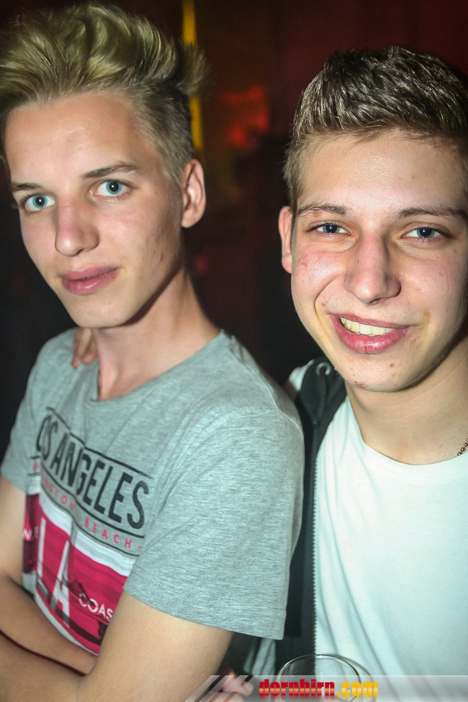 14014292.jpg