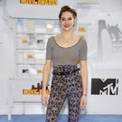 2015-04-13T003311Z_726799491_TB3EB4D01J09L_RTRMADP_3_FILM-MTVAWARDS.JPG