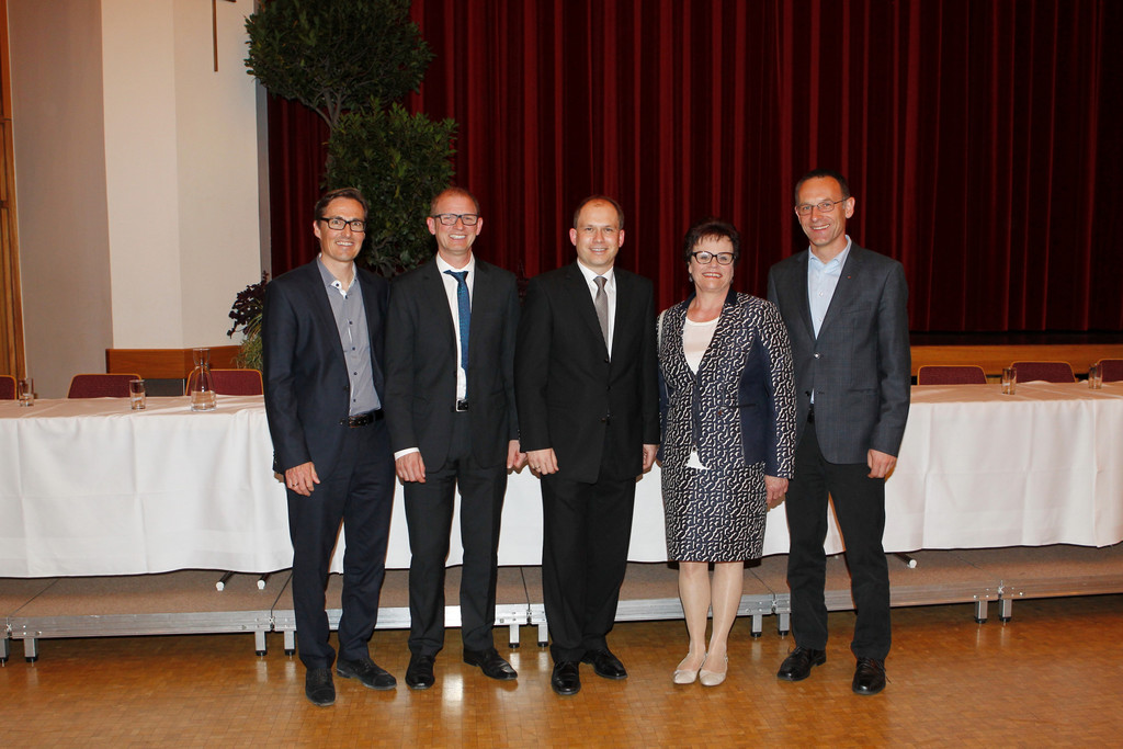 10-04-15- NZ_GV-KONST Gemeindevorstand- klein101.jpg