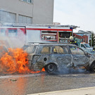 Pkw-Vollbrand im Bezirk Mödling